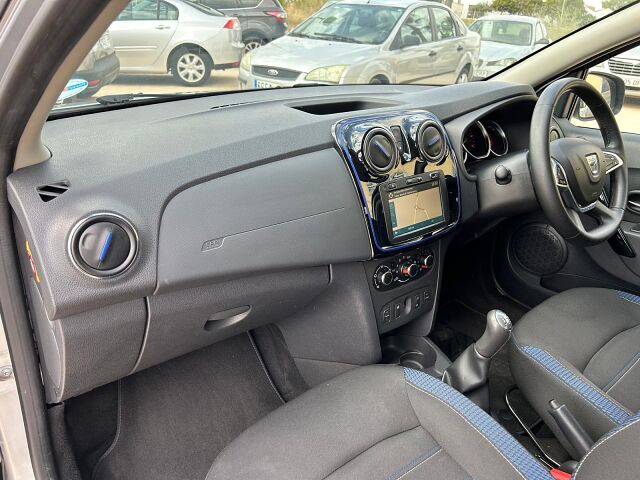DACIA SANDERO STEPWAY SE TWENTY 0.9 TCE UK PLATED RHD IN SPAIN 41000 MILES 2020